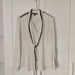 Banana Republic • size small blouse •